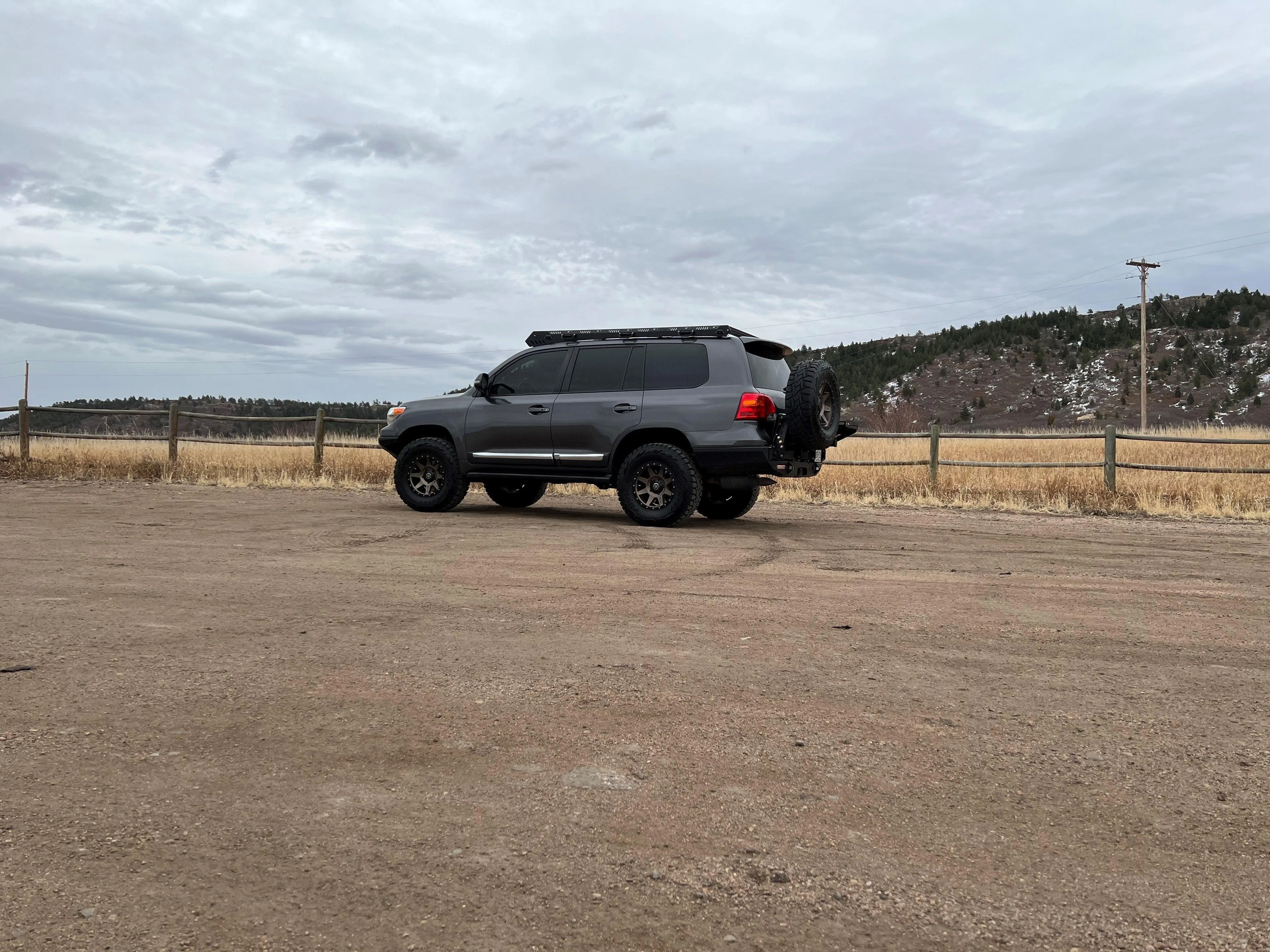 Alpha Toyota Land Cruiser 200 7th Generation Roof Rack (2007-2021)