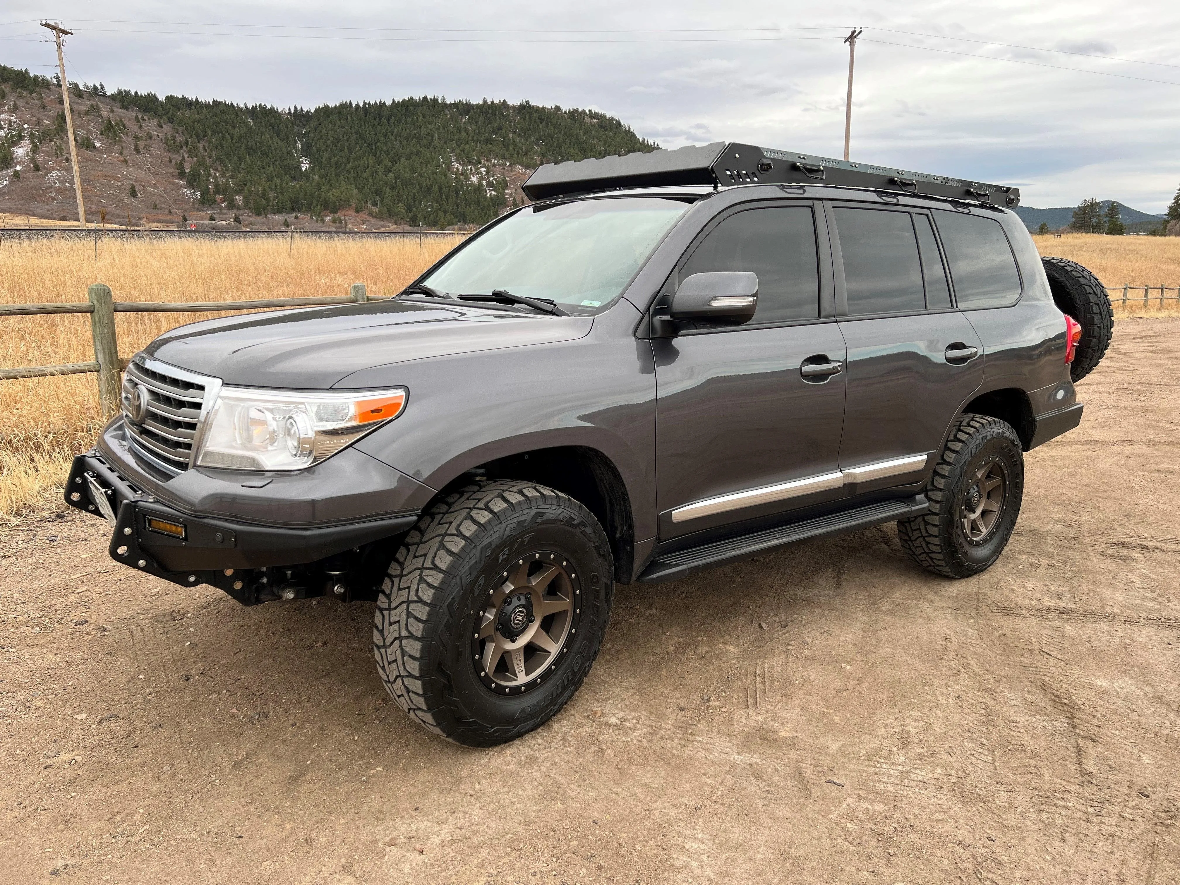 Alpha Toyota Land Cruiser 200 7th Generation Roof Rack (2007-2021)