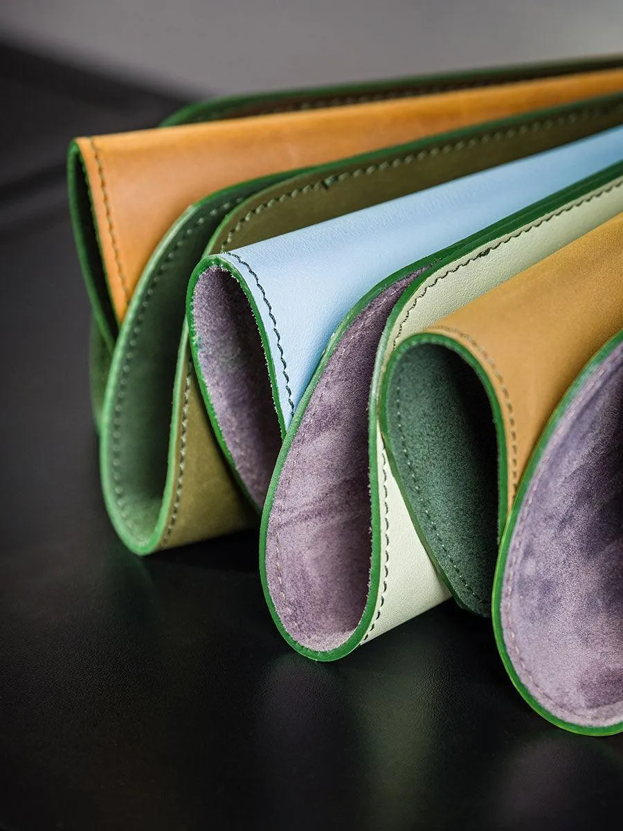 Camel classic leather glasses case