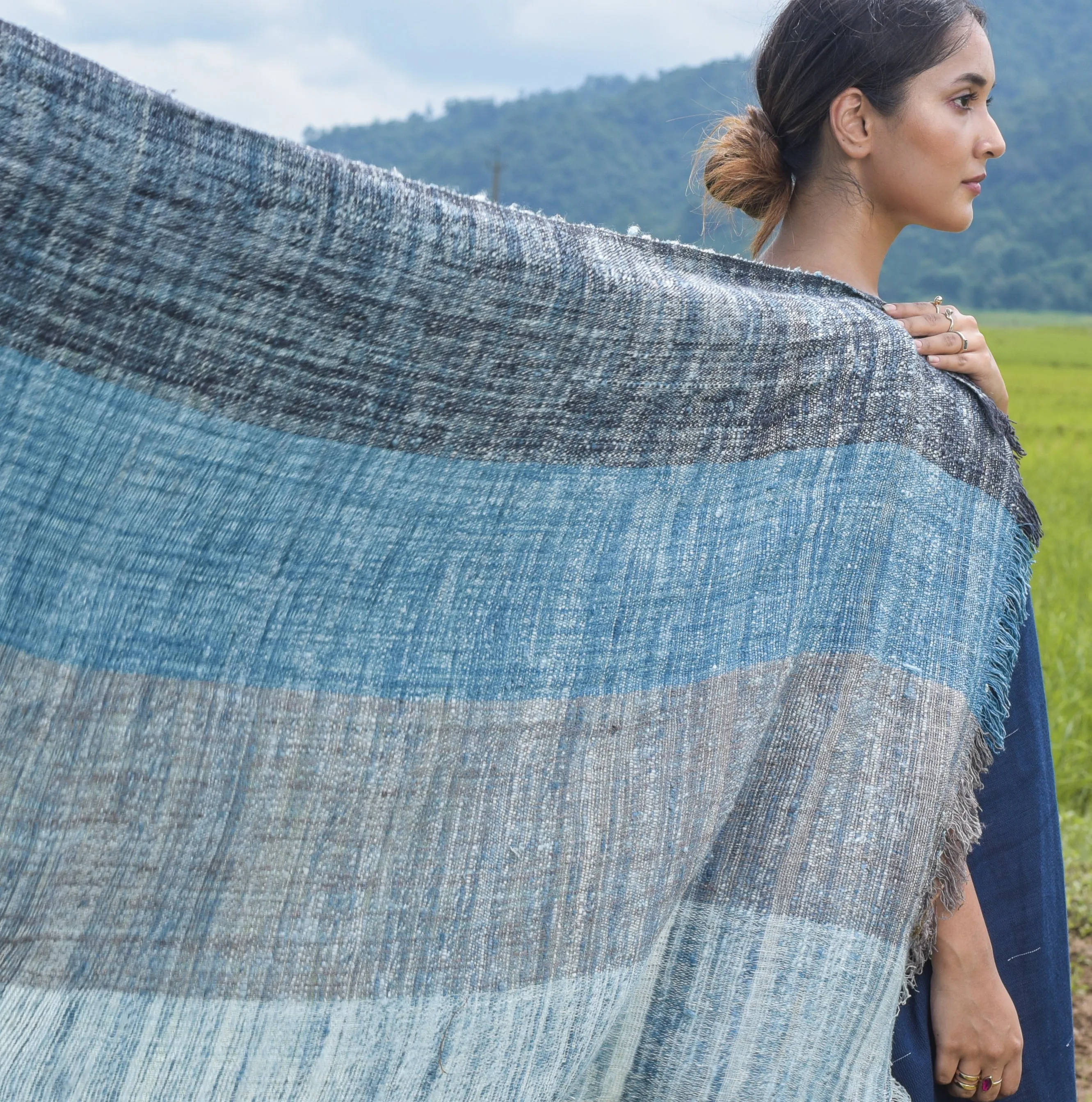 India, 7Weaves, Weaving