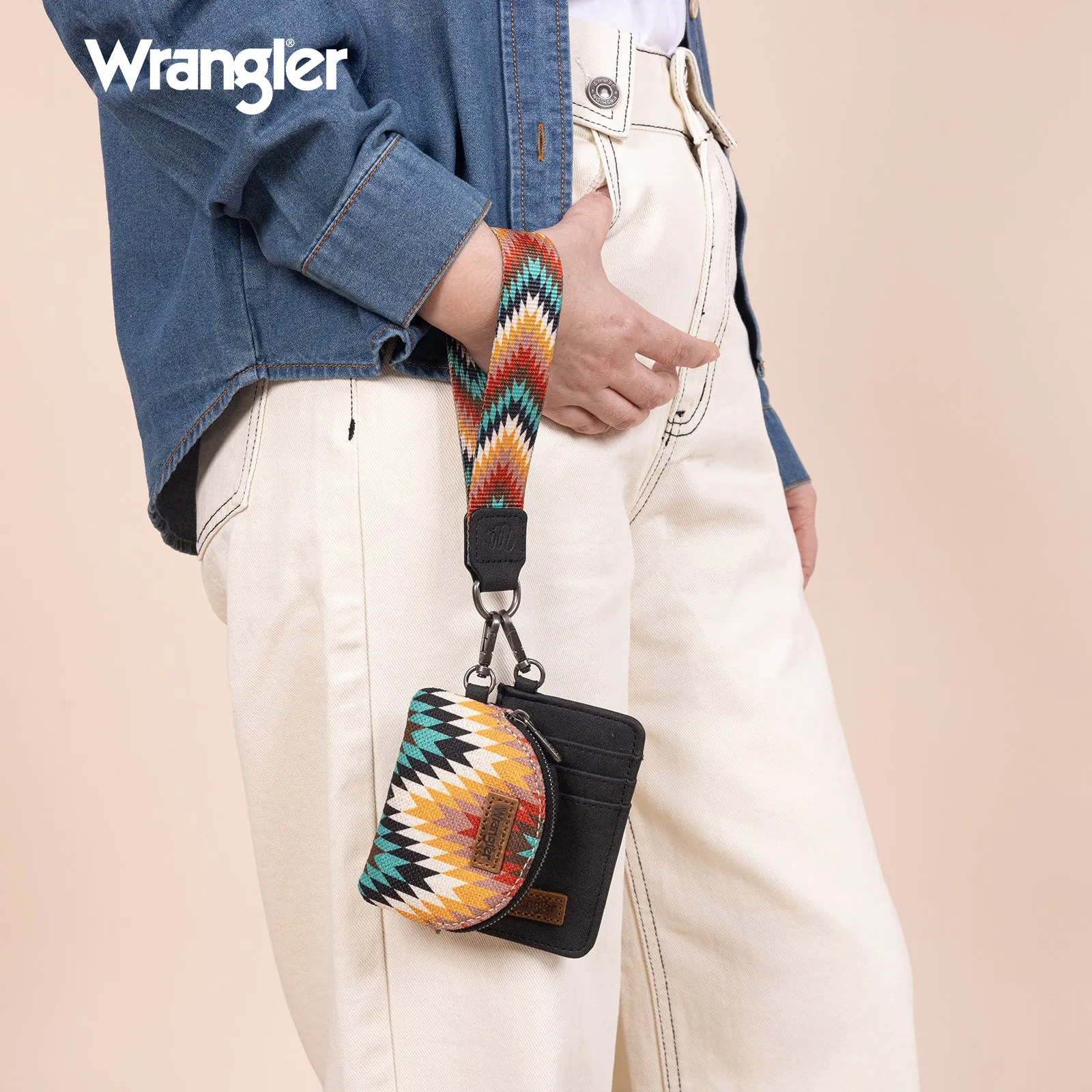 WG2211-W0051  Wrangler Southwestern Art Print Dual Pouch Wristlet -Black